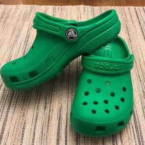 Green Sz 11 Kids Crocs